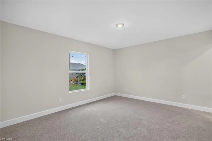 109 Ne 23rd St, Cape Coral, Florida 33909