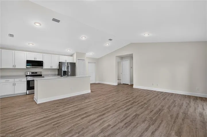 109 Ne 23rd St, Cape Coral, Florida 33909