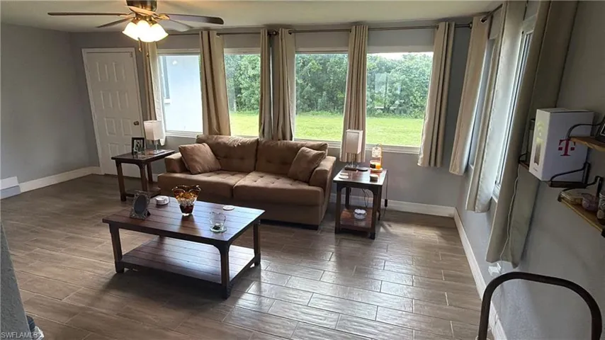 1718 Ne 7th St, Cape Coral, Florida 33909