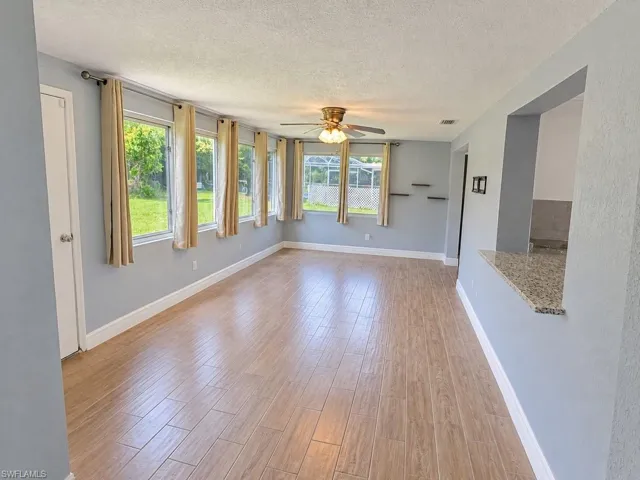 1718 Ne 7th St, Cape Coral, Florida 33909