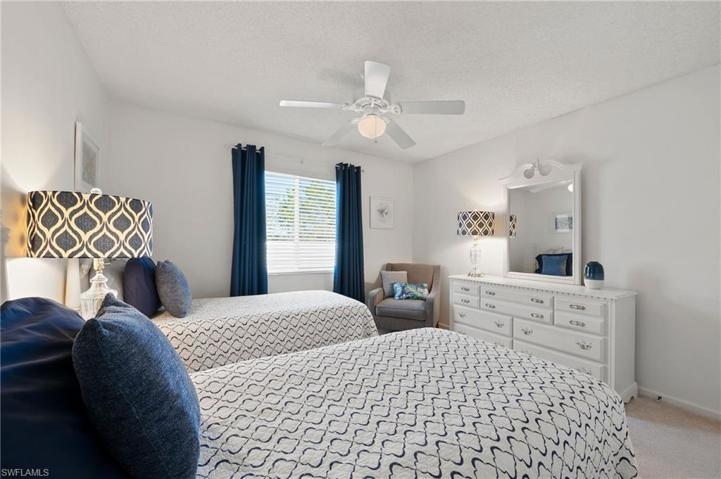 6700  Dennis  CIR, Naples, FL 34104