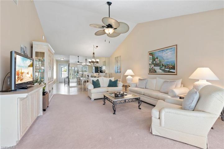6700  Dennis  CIR, Naples, FL 34104