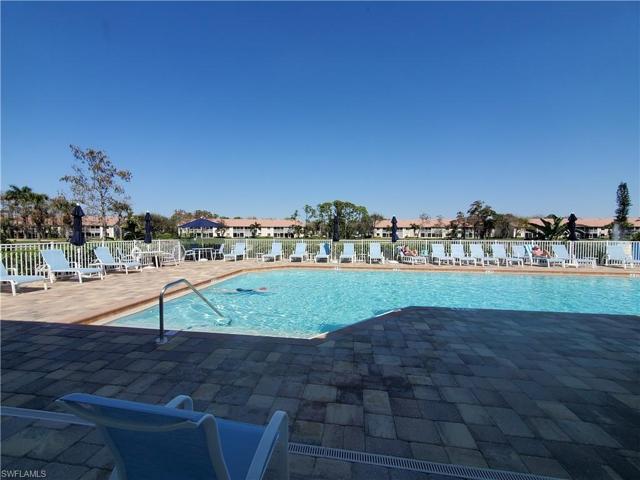 6700  Dennis  CIR, Naples, FL 34104