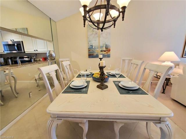 6700  Dennis  CIR, Naples, FL 34104