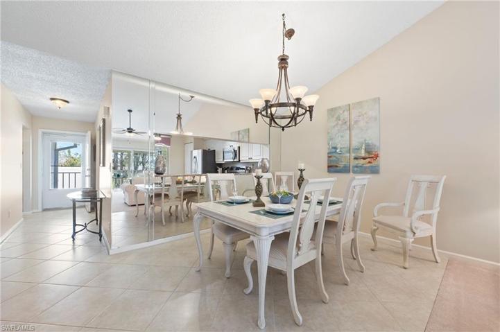 6700  Dennis  CIR, Naples, FL 34104