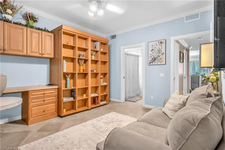 Main Floor w/ Murphy Bed