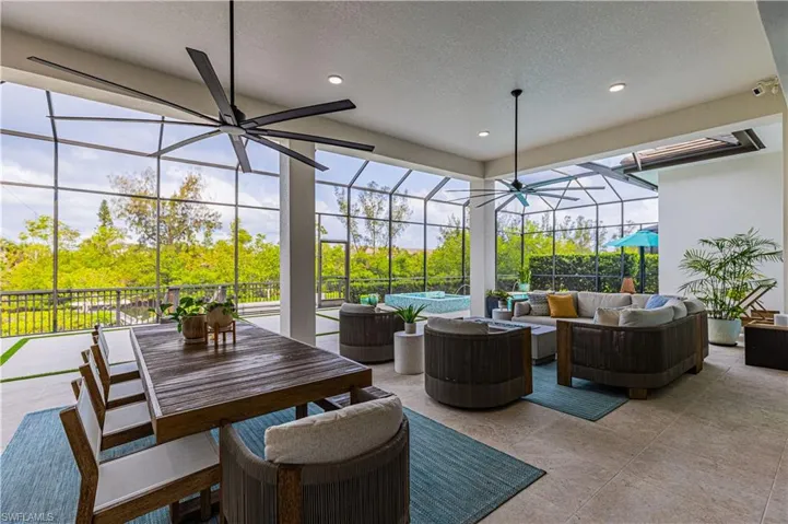 Large Covered Lanai