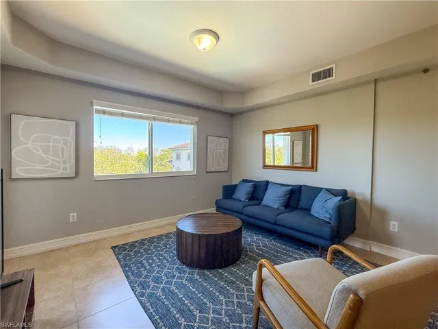 1100 Pine Ridge Rd B405, Naples, Florida 34108