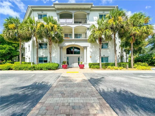 1100 Pine Ridge Rd B405, Naples, Florida 34108