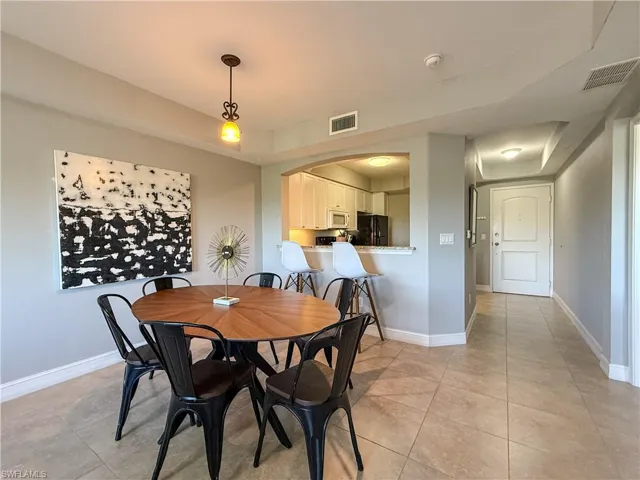 1100 Pine Ridge Rd B405, Naples, Florida 34108