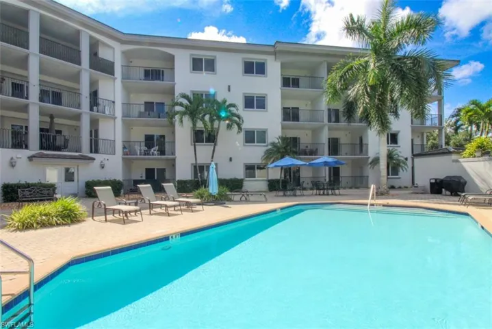 1100 Pine Ridge Rd B405, Naples, Florida 34108