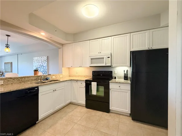 1100 Pine Ridge Rd B405, Naples, Florida 34108