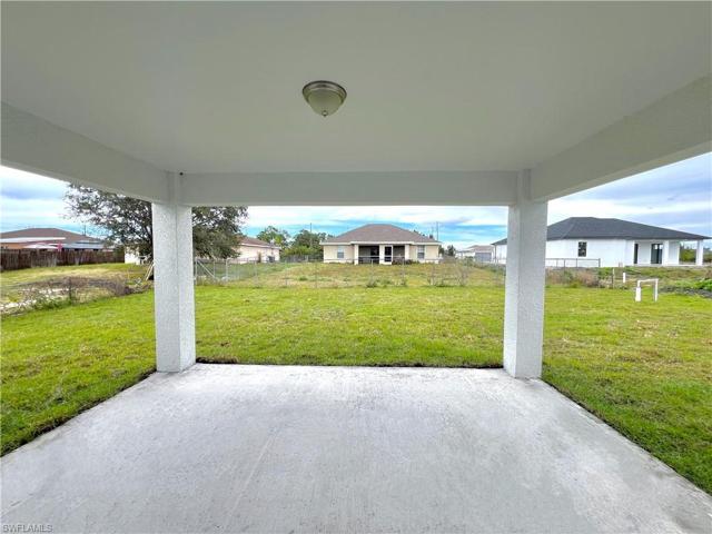 3704  24th SW ST, LEHIGH ACRES, FL 33976