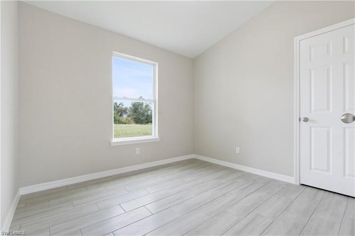 3704  24th SW ST, LEHIGH ACRES, FL 33976