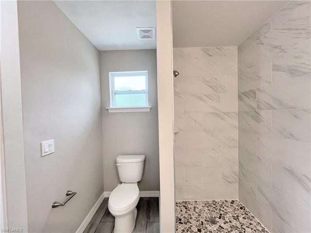 3704  24th SW ST, LEHIGH ACRES, FL 33976