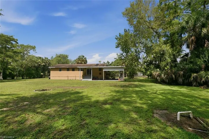 160 19th St Nw, Naples, Florida 34120