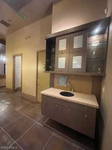 Open Area, Sink & Display cabinet