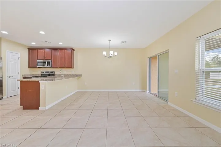 3739 Crofton Ct, Fort Myers, Florida 33916