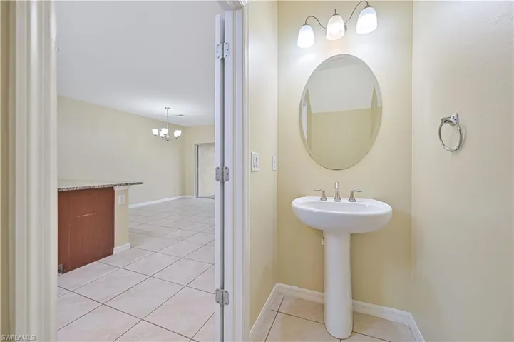 3739 Crofton Ct, Fort Myers, Florida 33916