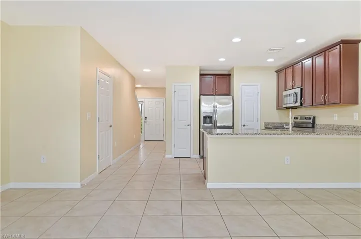 3739 Crofton Ct, Fort Myers, Florida 33916