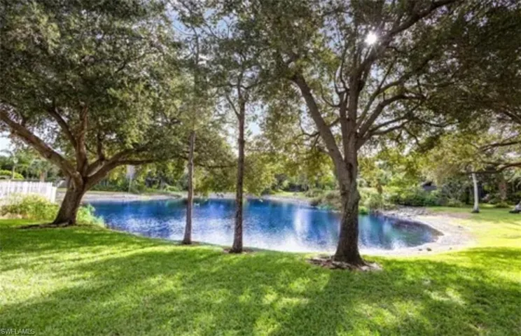 1240  Shady Rest  LN, Naples, FL 34103