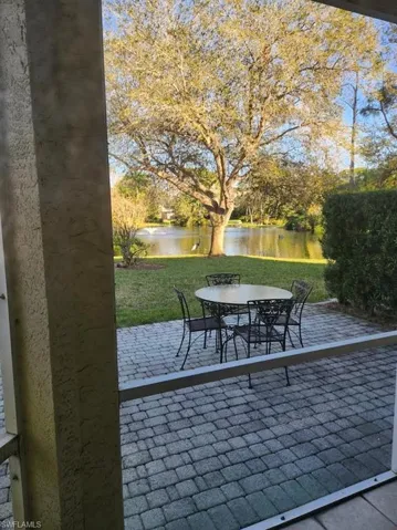 1240  Shady Rest  LN, Naples, FL 34103