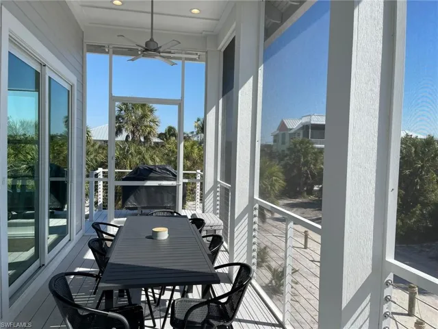 Screened Balcony