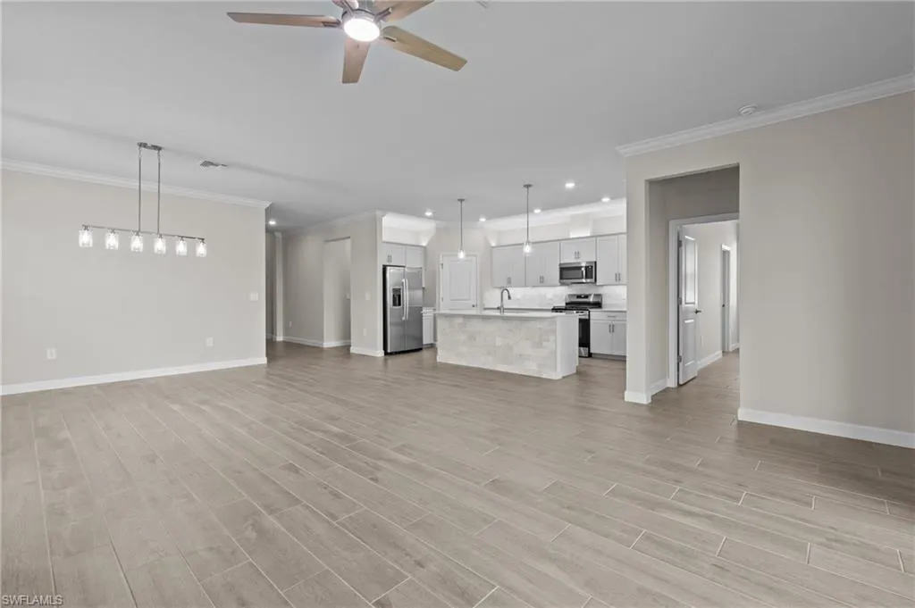 19402 Hinkley DR, Estero, FL 33928,225044524