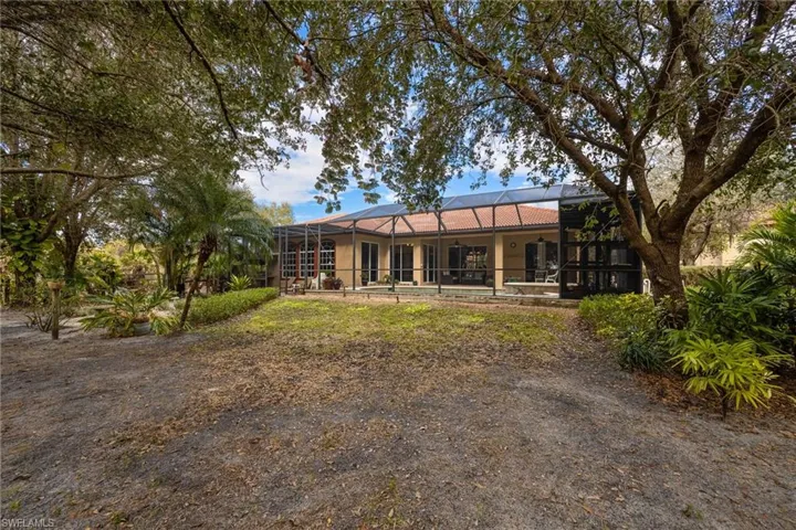 22912 Dayflower Ln, Alva, Florida 33920