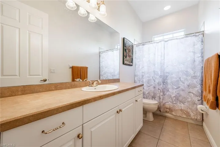 22912 Dayflower Ln, Alva, Florida 33920