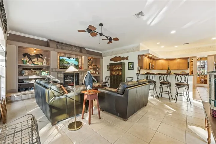 22912 Dayflower Ln, Alva, Florida 33920