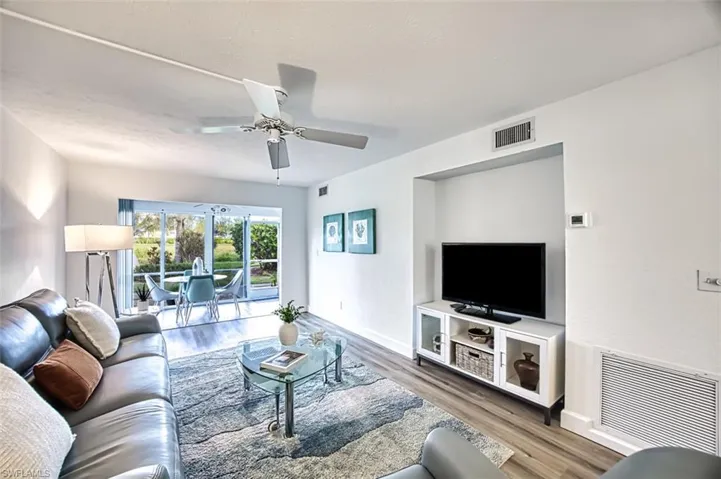 Great Room to Lanai