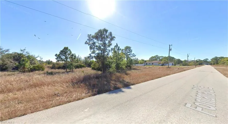 1122 Fontana St E, Lehigh Acres, Florida 33974