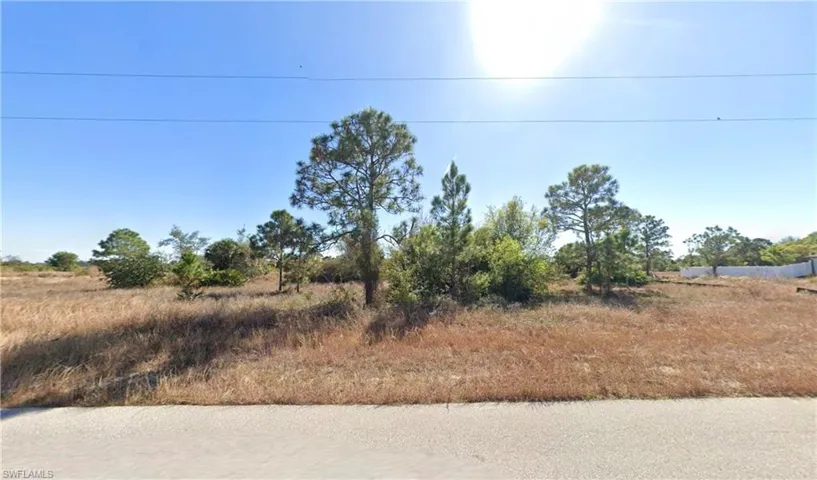 1122 Fontana St E, Lehigh Acres, Florida 33974
