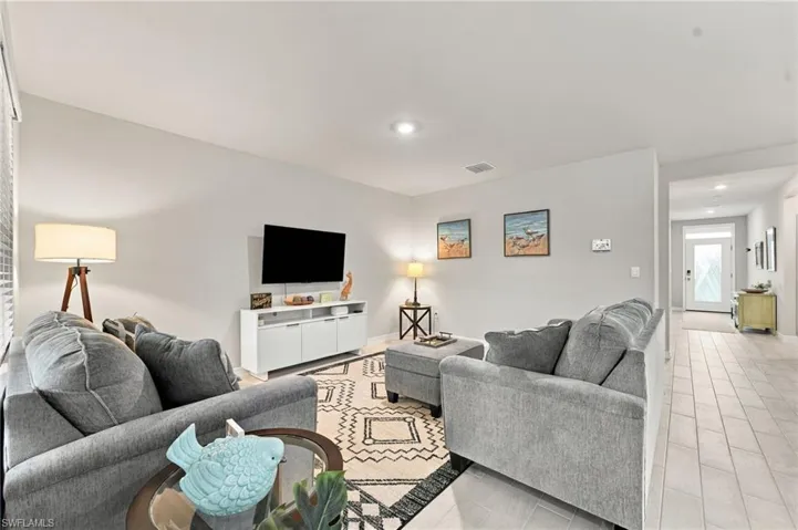 3623 Rollingwater Way, North Fort Myers, Florida 33917