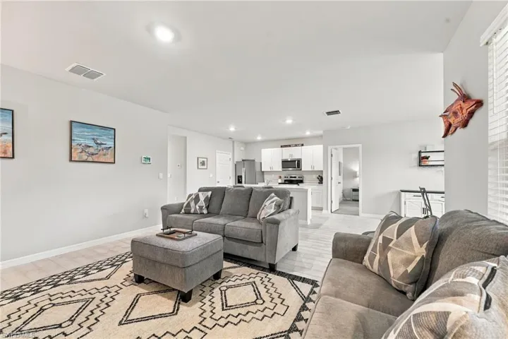 3623 Rollingwater Way, North Fort Myers, Florida 33917