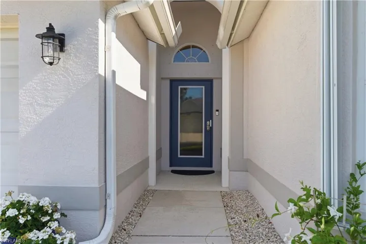 9584 Dunkirk Dr, Fort Myers, Florida 33919