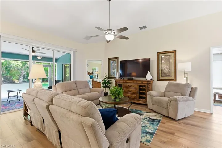 9584 Dunkirk Dr, Fort Myers, Florida 33919