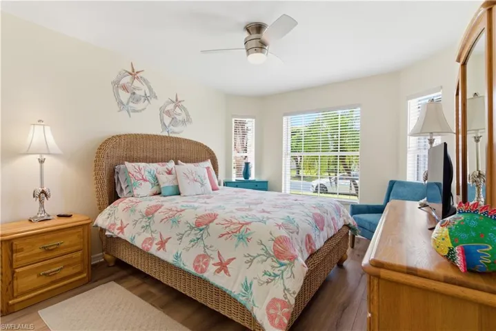 9584 Dunkirk Dr, Fort Myers, Florida 33919