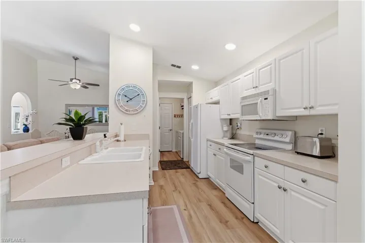 9584 Dunkirk Dr, Fort Myers, Florida 33919