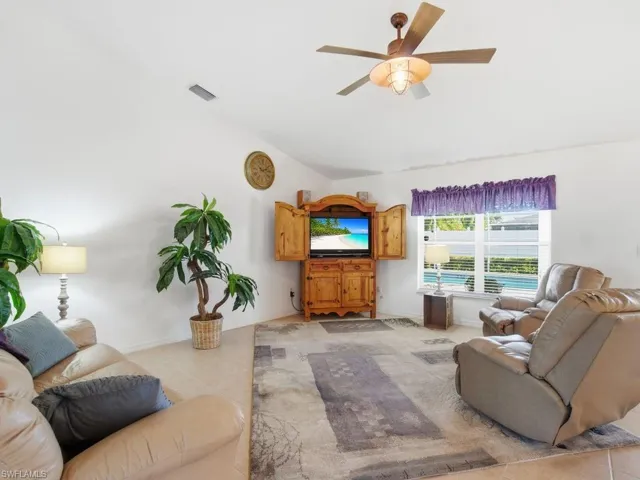 4121 SW 6th  AVE, Cape Coral, FL 33914