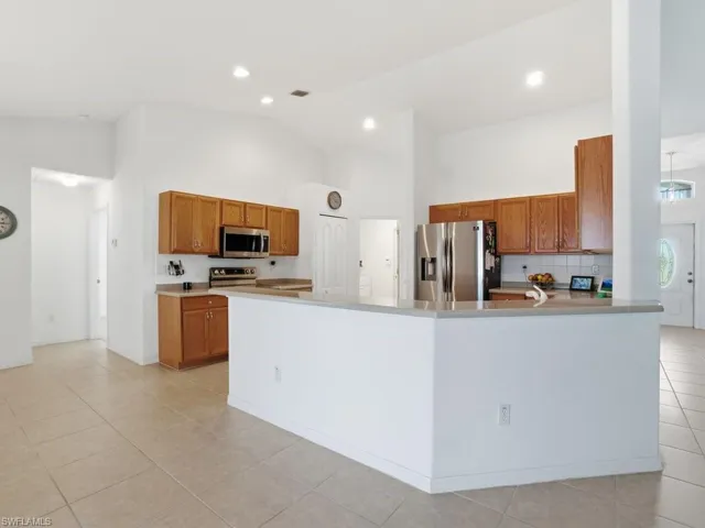 4121 SW 6th  AVE, Cape Coral, FL 33914