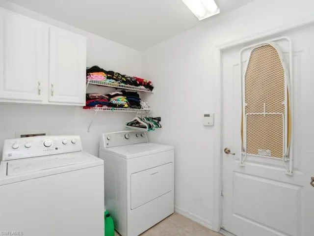 4121 SW 6th  AVE, Cape Coral, FL 33914