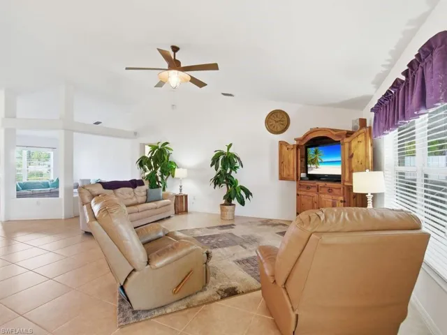 4121 SW 6th  AVE, Cape Coral, FL 33914