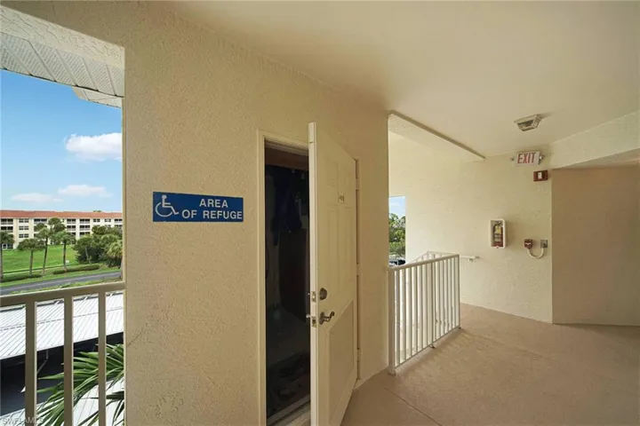 4007  Palm Tree  BLVD, Cape Coral, FL 33904
