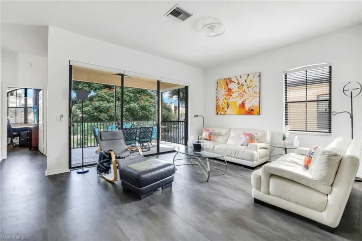 178 Vintage Cir # M202, Naples, Florida 34119