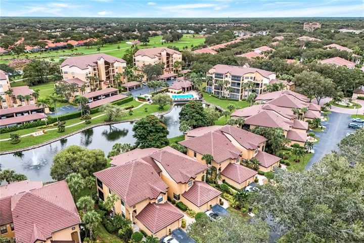178 Vintage Cir # M202, Naples, Florida 34119