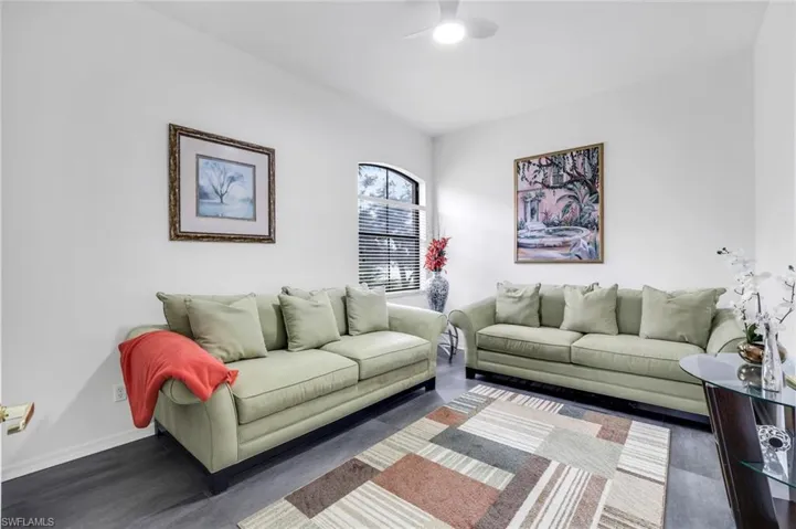 178 Vintage Cir # M202, Naples, Florida 34119