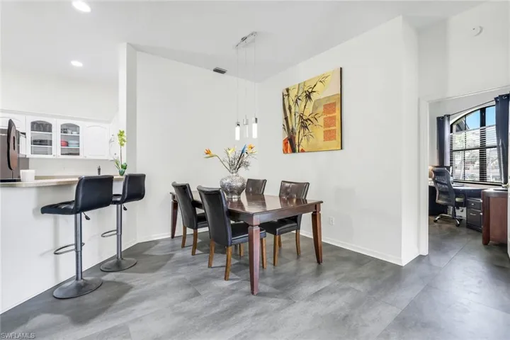 178 Vintage Cir # M202, Naples, Florida 34119