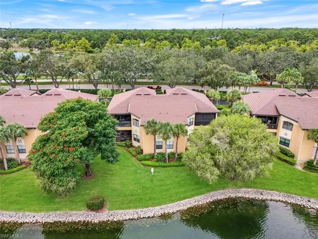 178 Vintage Cir # M202, Naples, Florida 34119